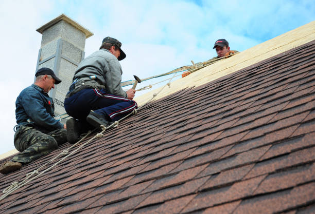 Best Flat Roof Repair Services  in Schlusser, PA